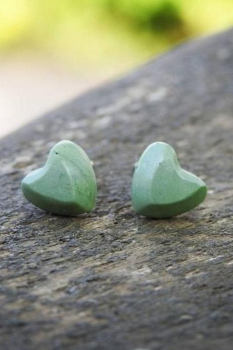Pale Green Heart-Shaped Resin Stud Earrings